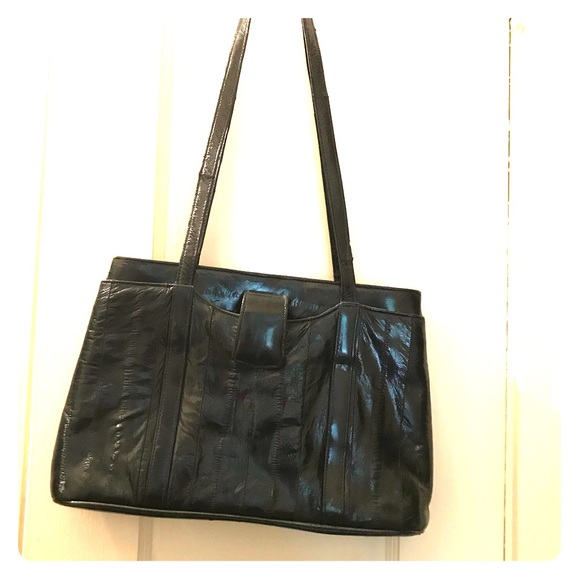 VINTAGE black eel skin shoulder bag. - Picture 1 of 5